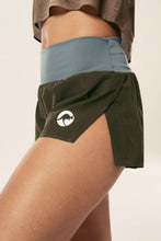 Cargar imagen en el visor de la galería, Pantaloneta Élite Dama  - Verde Militar
