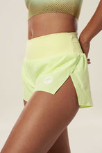 Load image into Gallery viewer, Pantaloneta Élite Dama  - Verde Neón
